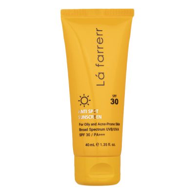 کرم ضد آفتاب و ضد لک بی رنگ لافارر مناسب پوست چرب و مستعد آکنه SPF30 حجم 40 میل